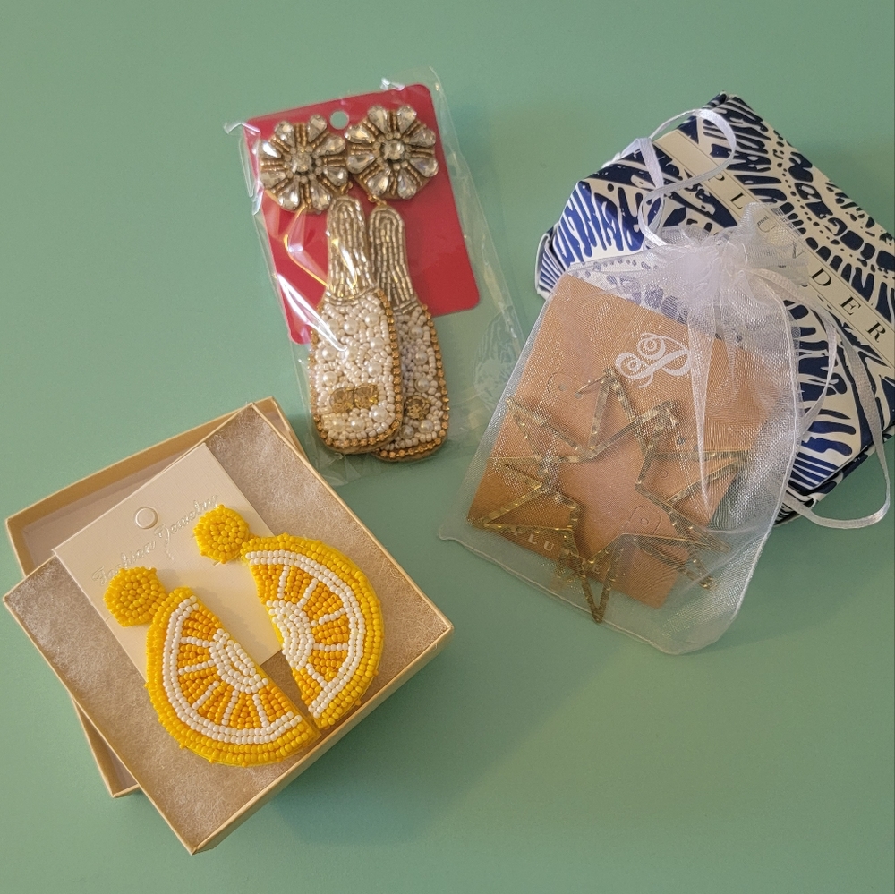 Summer🌞Fun! Earring Lot